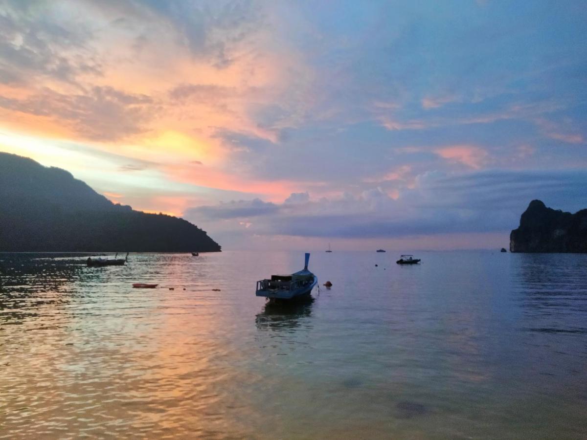 Dalum Beachhouse ピピ島 エクステリア 写真